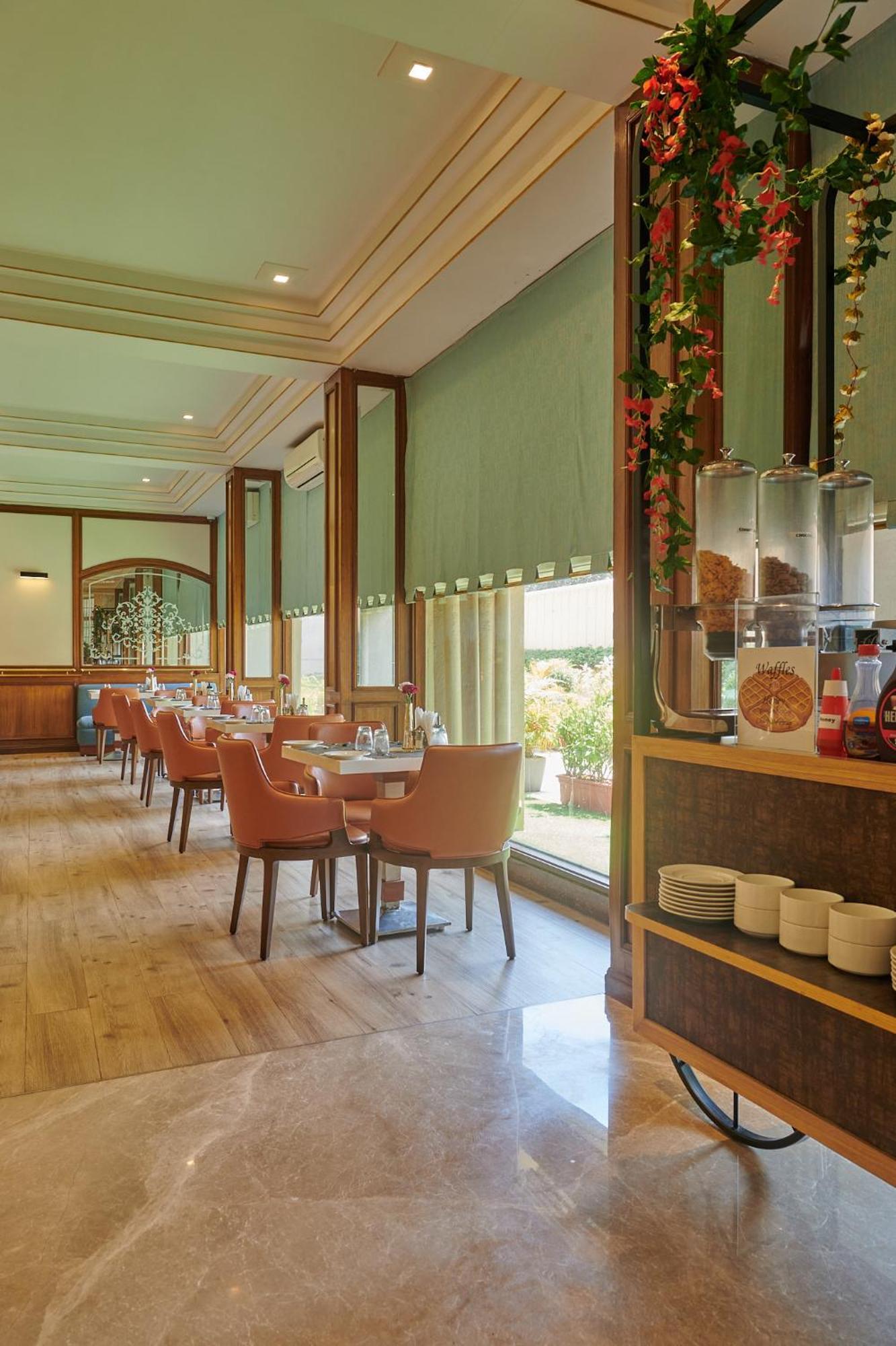 Regent Hotel Andheri Мумбаи Экстерьер фото